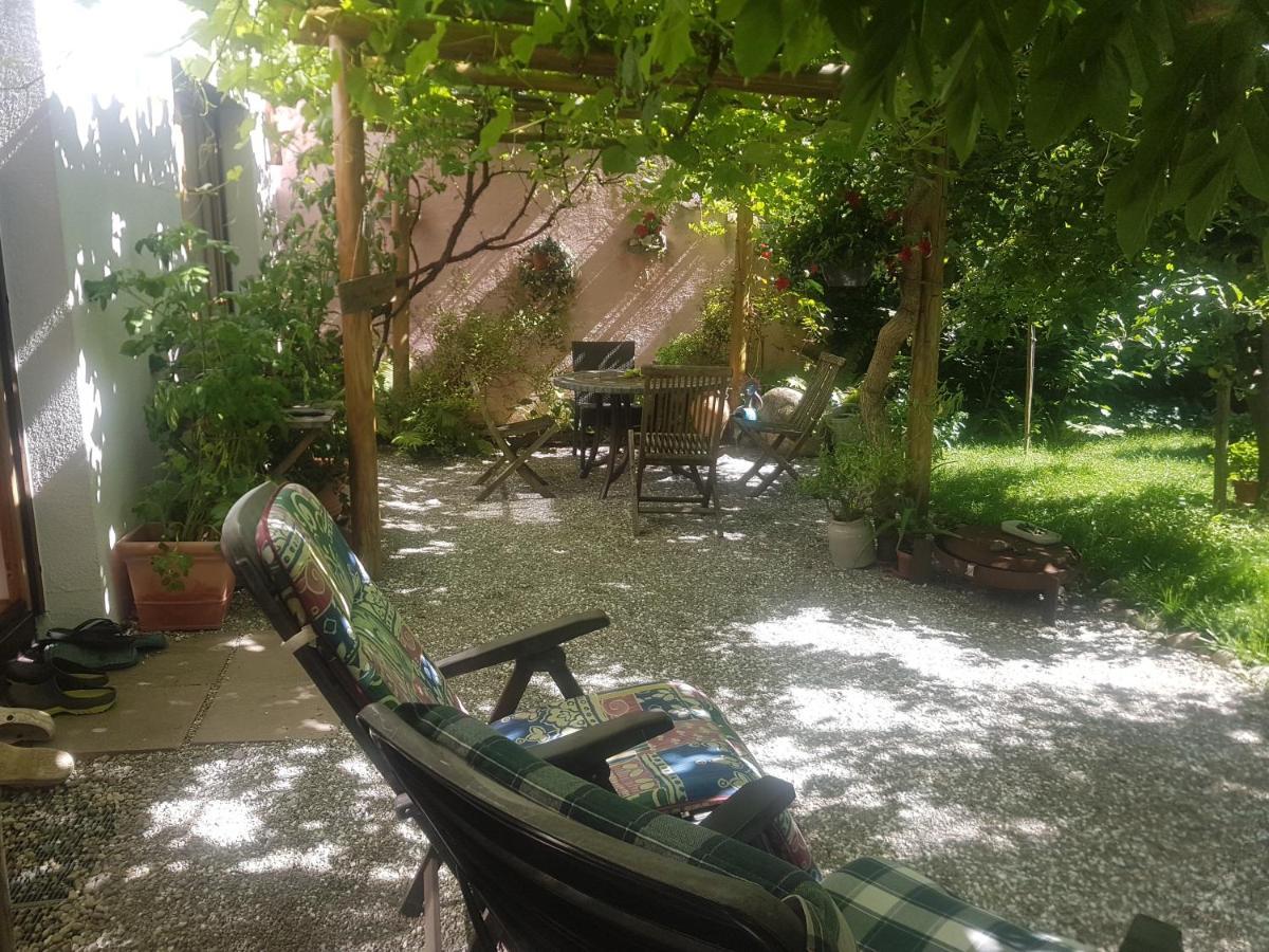 Gastezimmer Nahe Wesslinger See エクステリア 写真